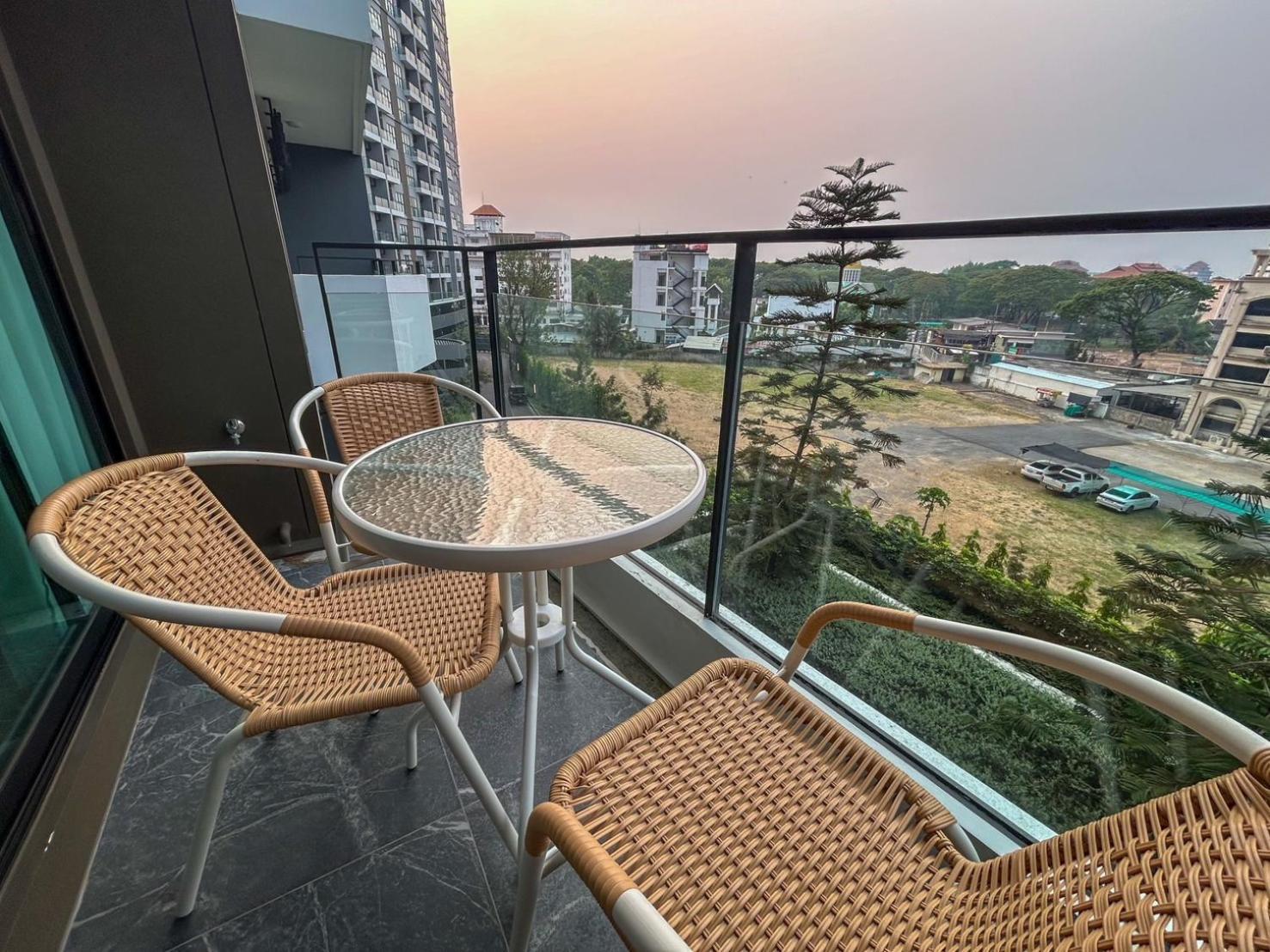 Luxury Condo Astra Sky River Condo Chiang Mai Extérieur photo