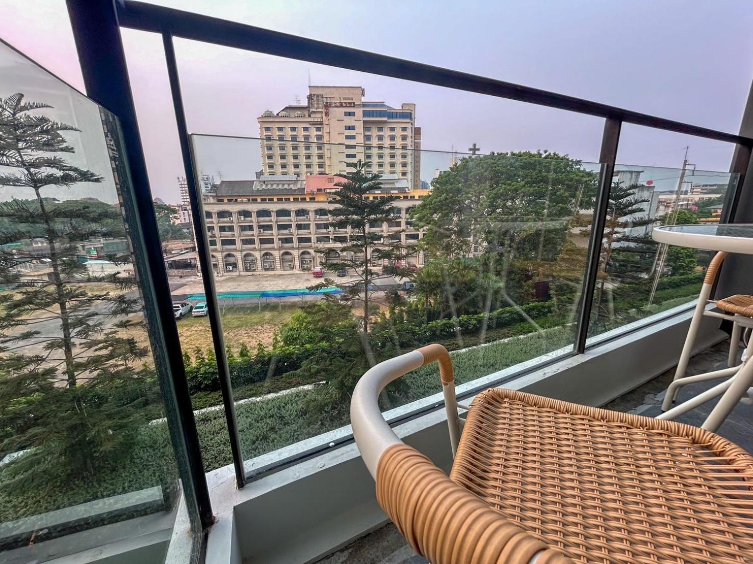 Luxury Condo Astra Sky River Condo Chiang Mai Extérieur photo